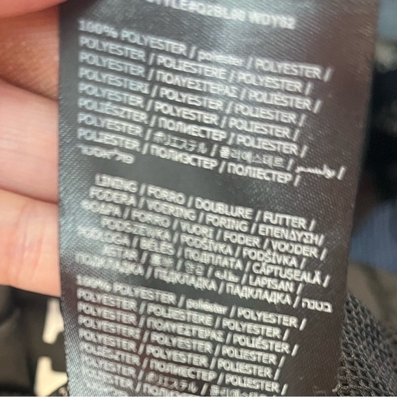 Guess Black Hooded Crop Lightweight Jacket Sz S - Picture 7 of 7